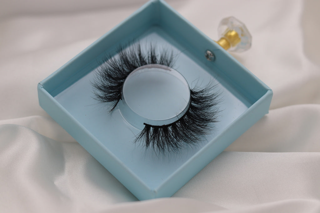 Mischief | Silk Premium Mink Lashes (Cruelty Free)